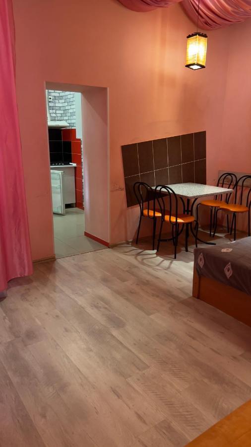 Apartamento 5Kotliarska Moisha House Leópolis Exterior foto